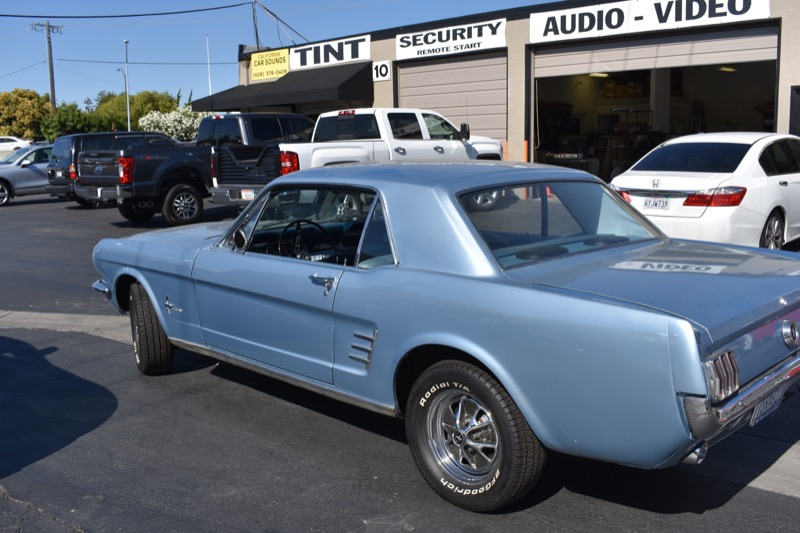 Ford Mustang Audio