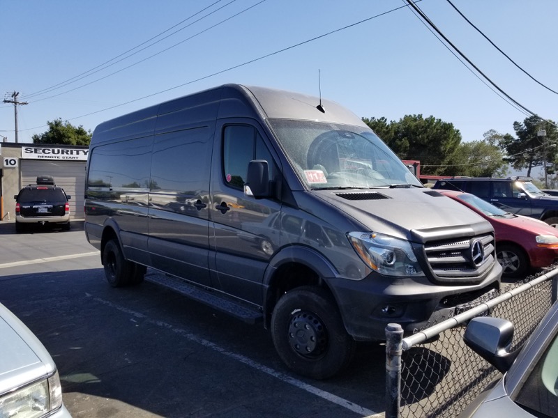 Mercedes-Benz Sprinter Camera System